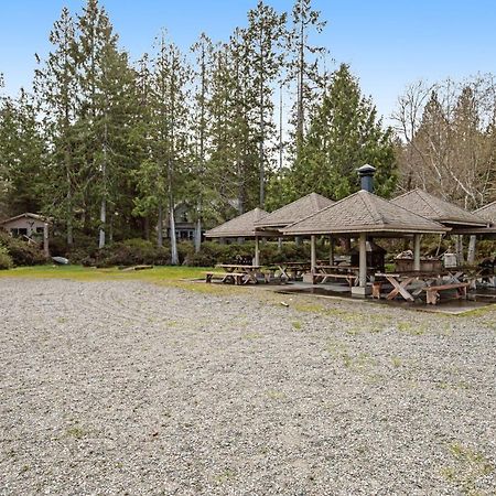 Hartstene Pointe Haven Shelton Exterior photo